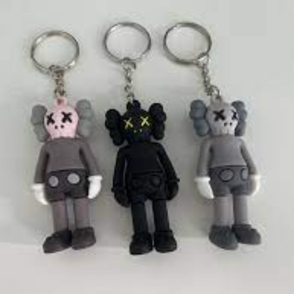 louis vuitton kaws keychain